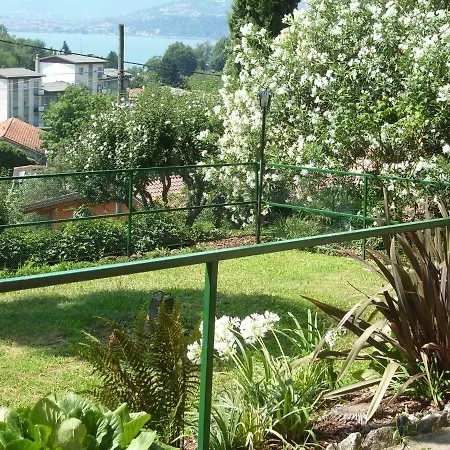 Bed & Breakfast Clementina Laveno-Mombello