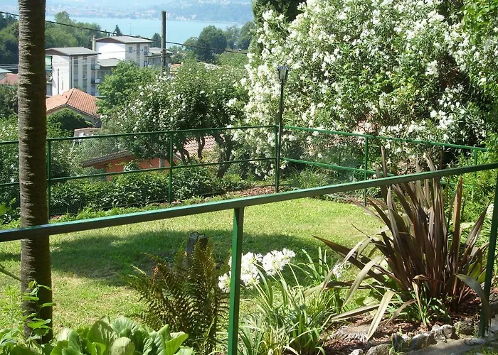 Panzió Clementina Laveno-Mombello