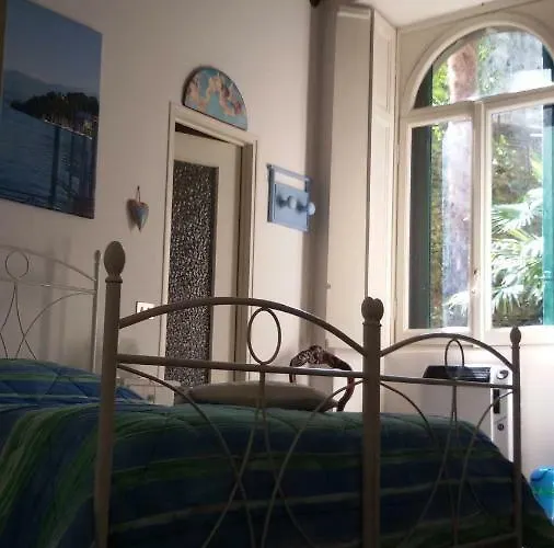 Bed & Breakfast Clementina Laveno-Mombello